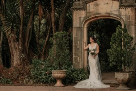 Novia en sesión de fotos en locación