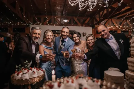 Novios y sus invitados
